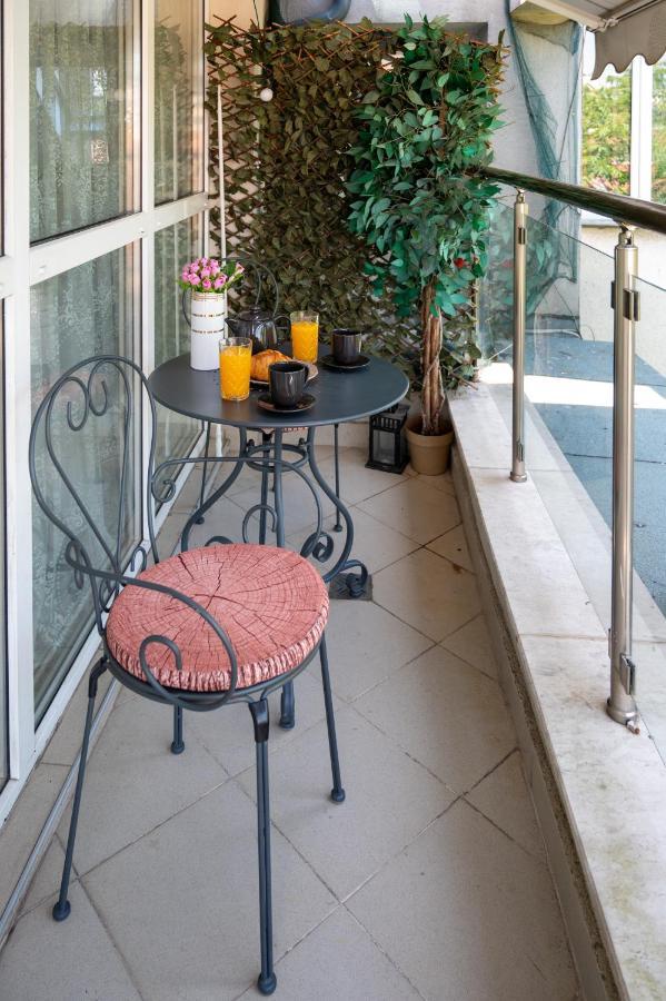Sunny Studio With A View In Top Center Sofie Exteriér fotografie